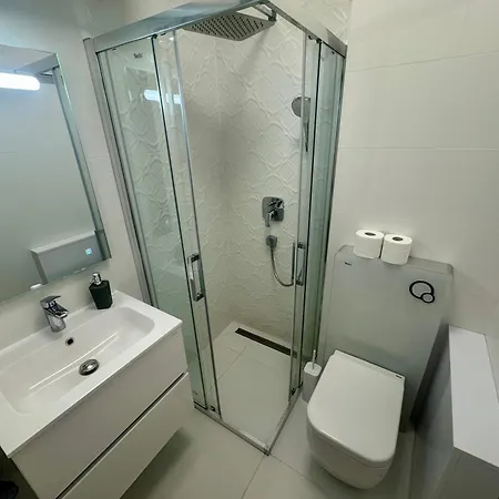 Eri Wellness Appartement *